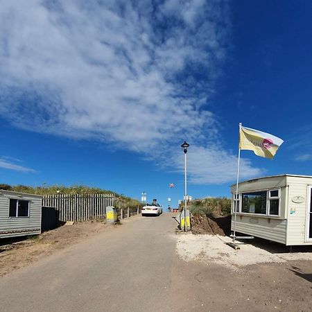 Отель Fantasy Island 6 Berth 576 Инголдмелс Экстерьер фото
